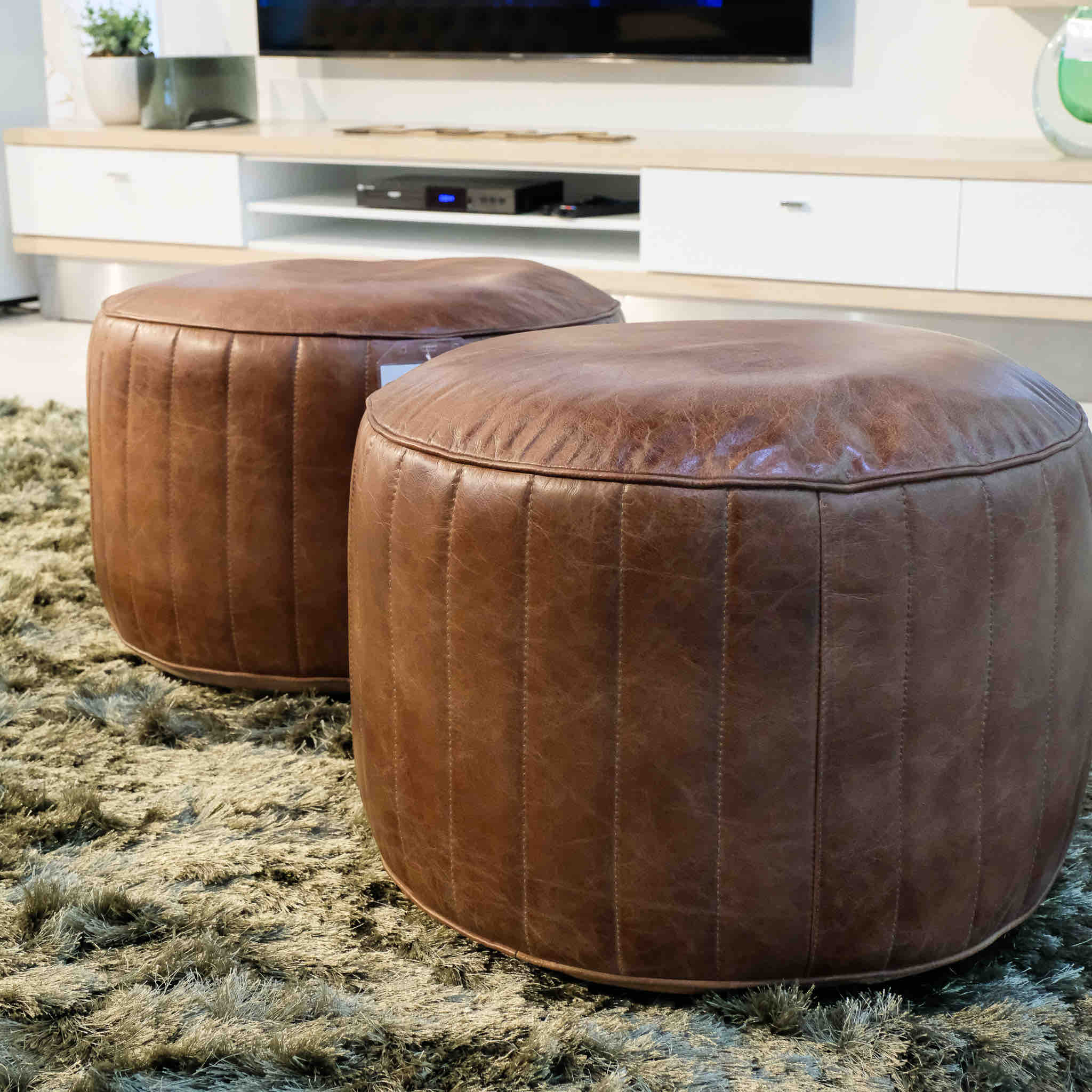 Leather Pouffe Round